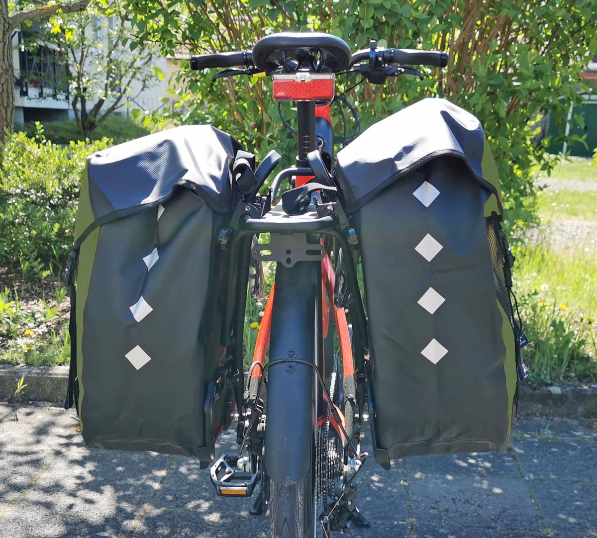 Fahrradtasche Pro Plus Packtasche Gepäckträgertasche Red Loon LKW-Plane wasserdicht