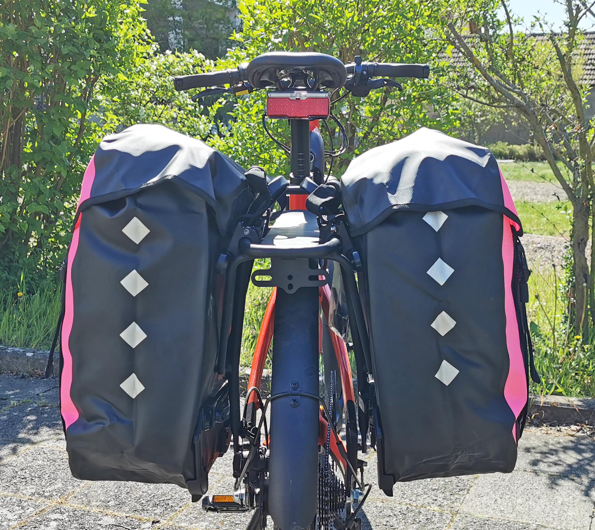Fahrradtasche Pro Plus Packtasche Gepäckträgertasche Red Loon LKW-Plane wasserdicht
