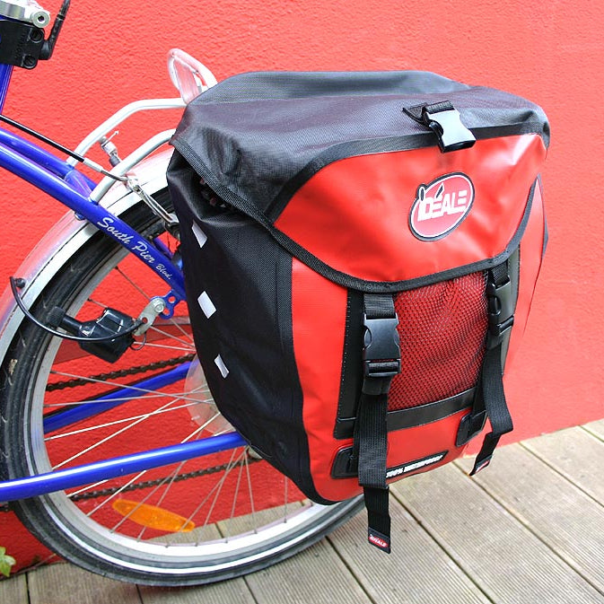 IDEALE HITEC Fahrradtasche Gepäcktasche schwarz/rot NEU