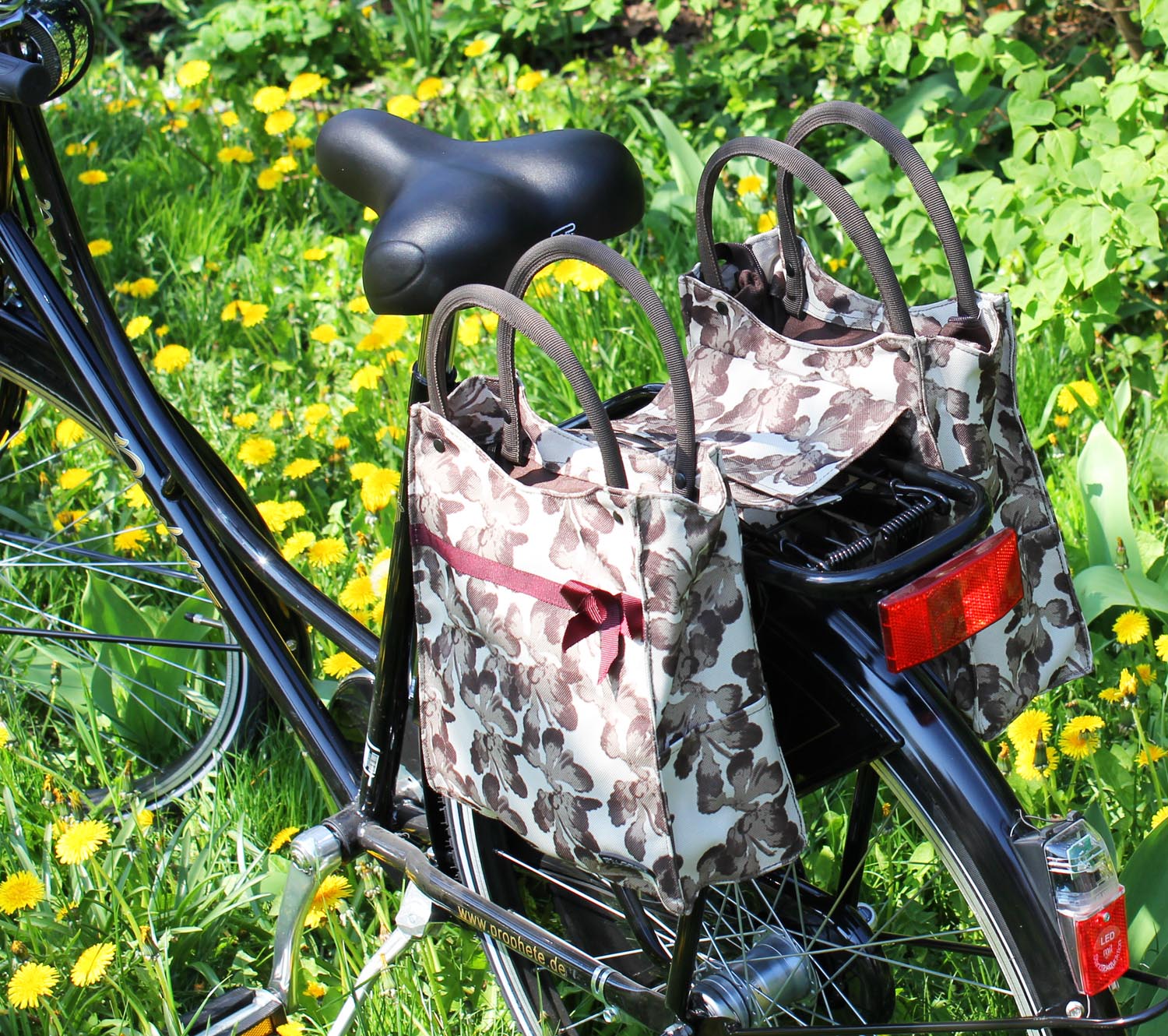 Pilgrim Fahrradtaschen Gepäckträgertasche Henkeltasche Bowlingtasche Packtaschen