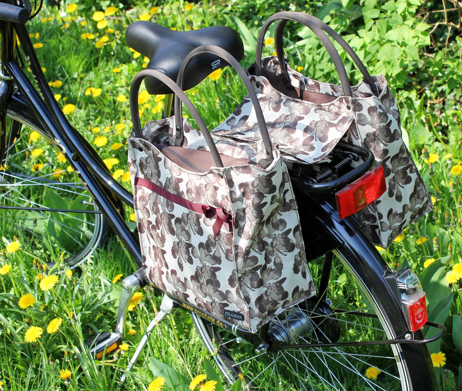 Pilgrim Fahrradtaschen Gepäckträgertasche Henkeltasche Bowlingtasche Packtaschen