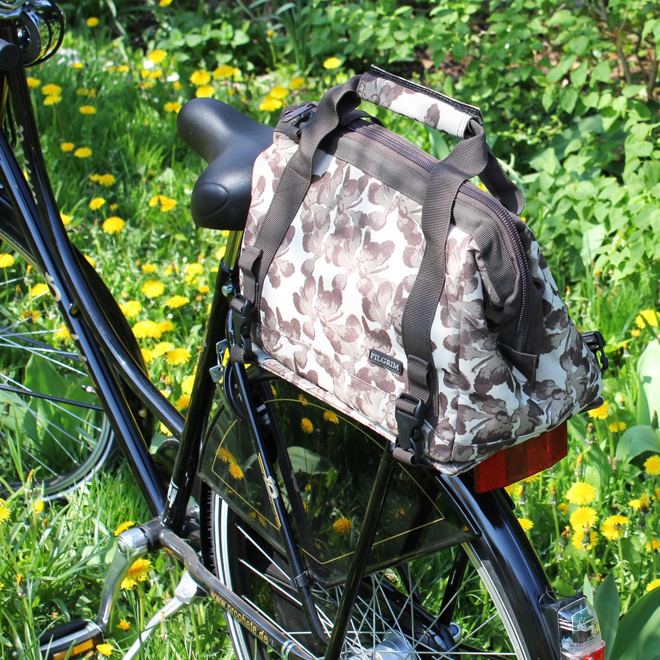 Pilgrim Fahrradtaschen Gepäckträgertasche Henkeltasche Bowlingtasche Packtaschen