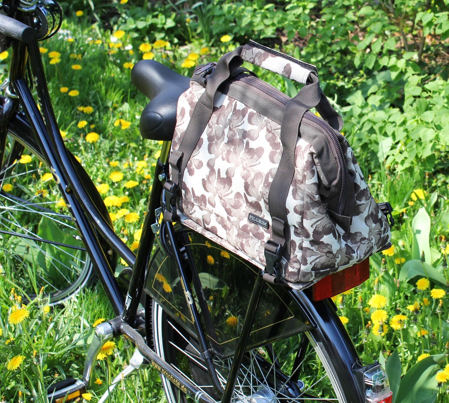 Pilgrim Fahrradtaschen Gepäckträgertasche Henkeltasche Bowlingtasche Packtaschen