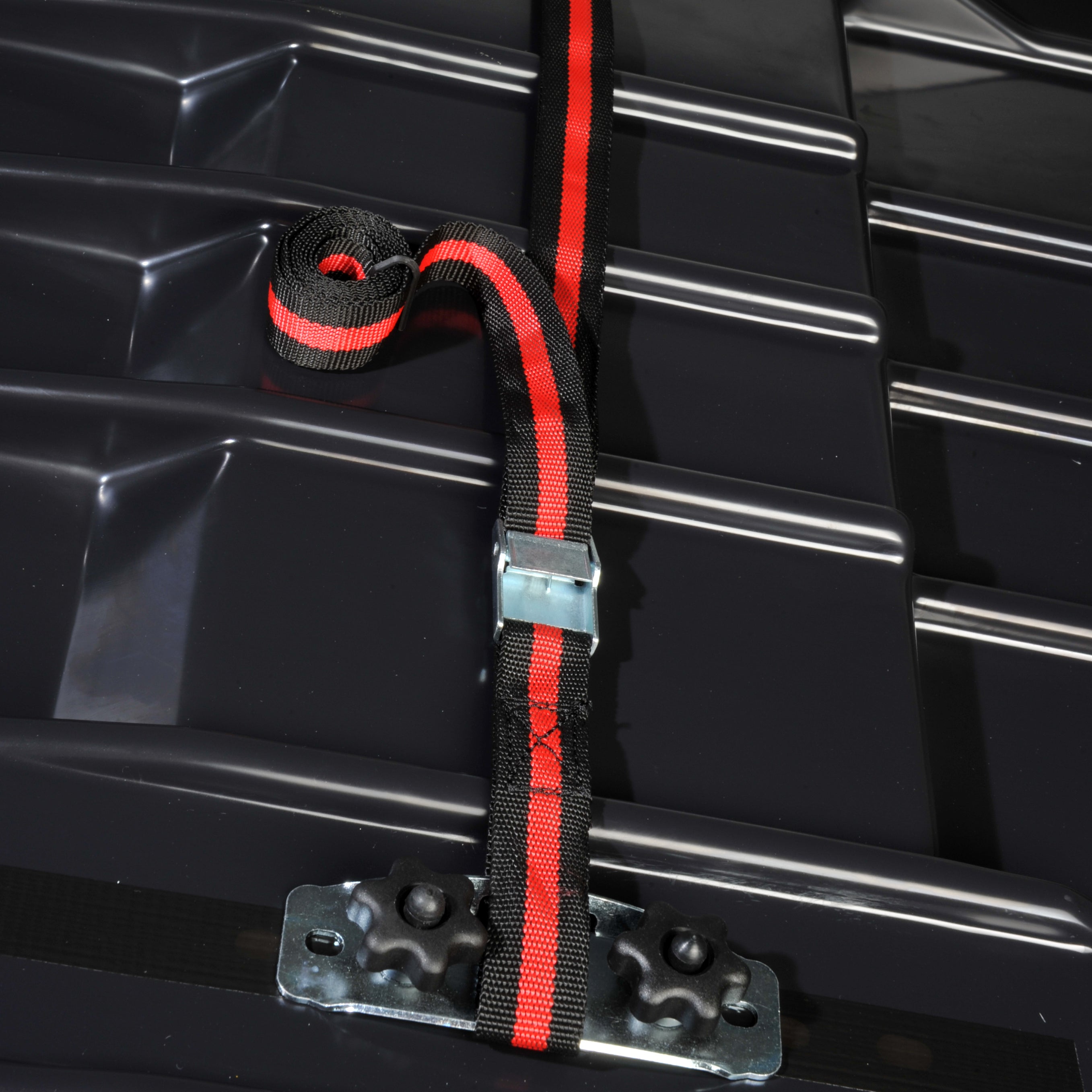 Dachbox/Gepäckbox/Dachkoffer/Autobox CUBE 370 Liter schwarz glänzend