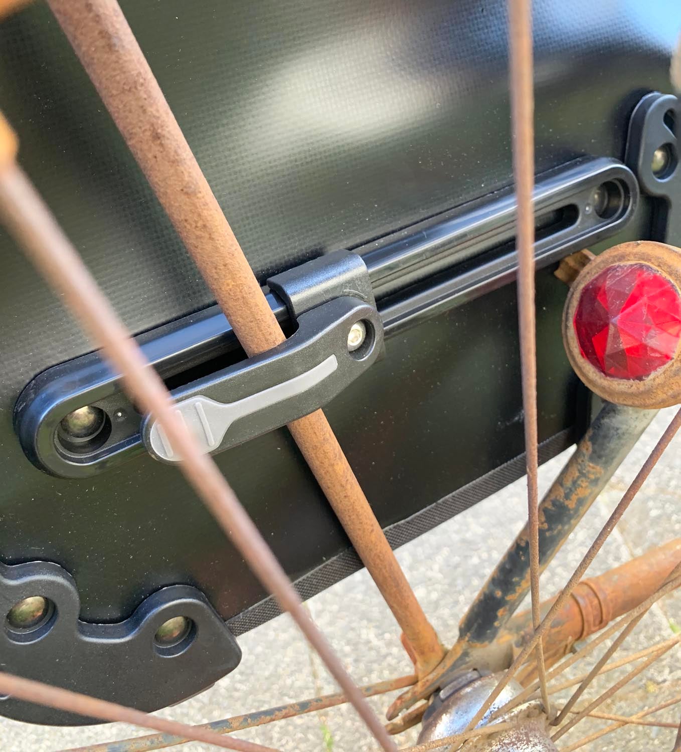 2x Red Loon Packtasche Fahrradtasche Gepäckträgertasche LKW-Plane wasserdicht