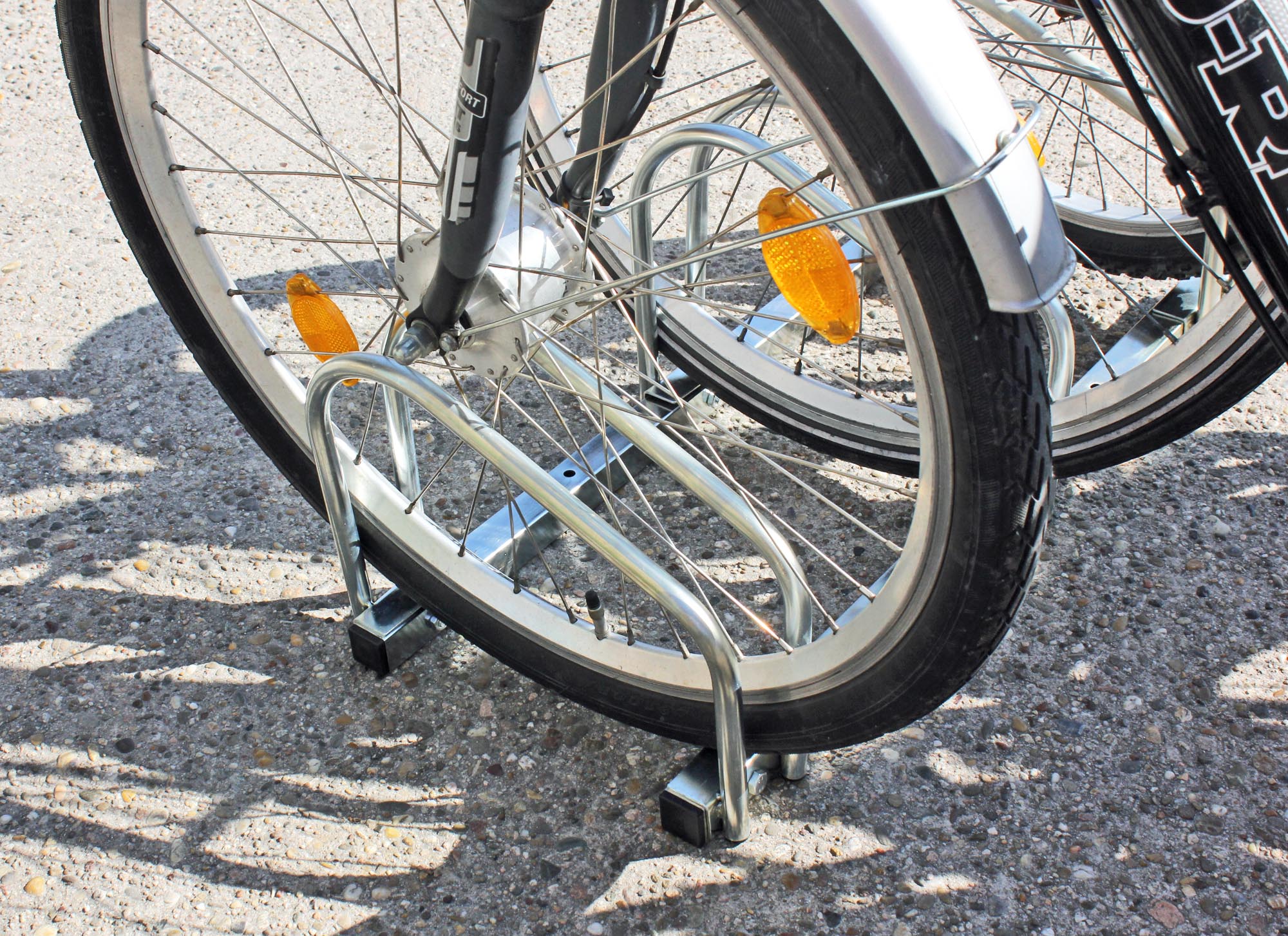 Fahrradparksystem 3 Räder Fahrradständer Radständer Ständer Stahl verzinkt rostfrei