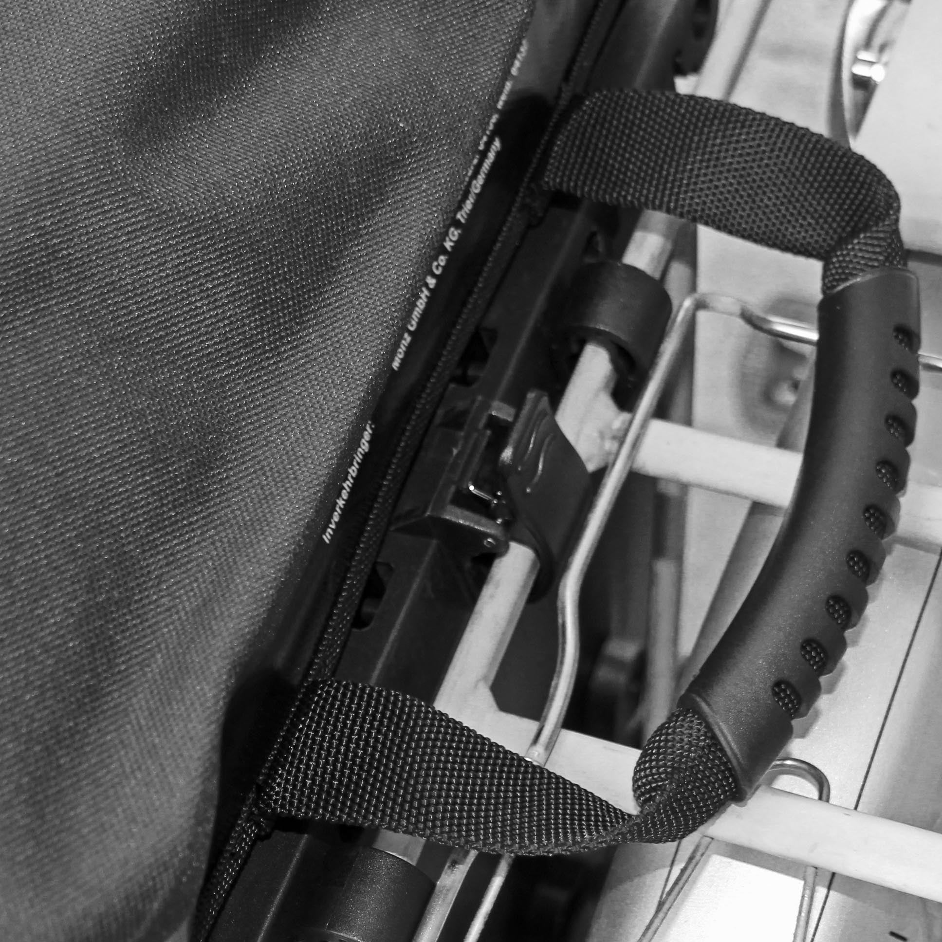 Red Loon Dreifachtasche schwarz/silber Packtasche Fahrradtasche wasserdicht