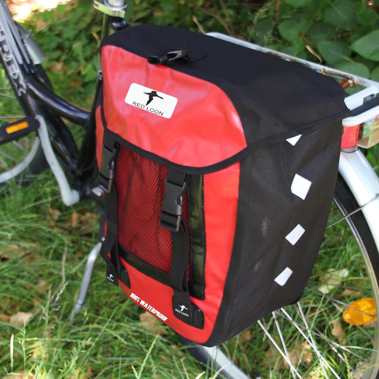 IDEALE HITEC Fahrradtasche Gepäcktasche schwarz/rot NEU